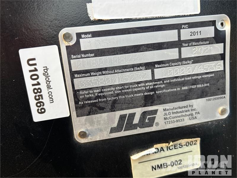 JLG 1055 مناولات متداخلة