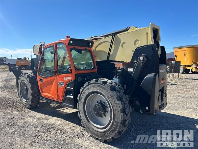 JLG 1055 Teleszkópos rakodók