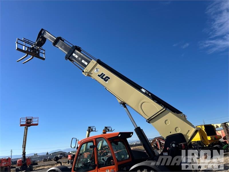 JLG 1055 Teleszkópos rakodók