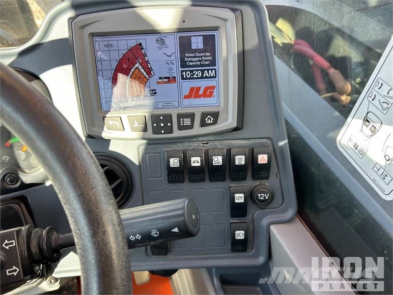 JLG 1055 Teleszkópos rakodók