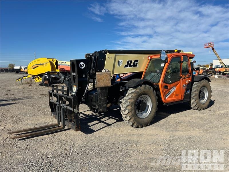 JLG 1055 Teleszkópos rakodók