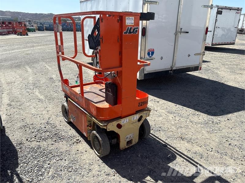 JLG 1230ES Vertical Mast Lift Vertikalna dvigala