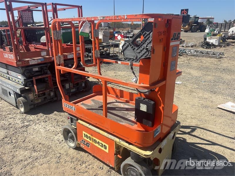 JLG 1230ES Vertical Mast Lift Plataformas elevatórias verticais