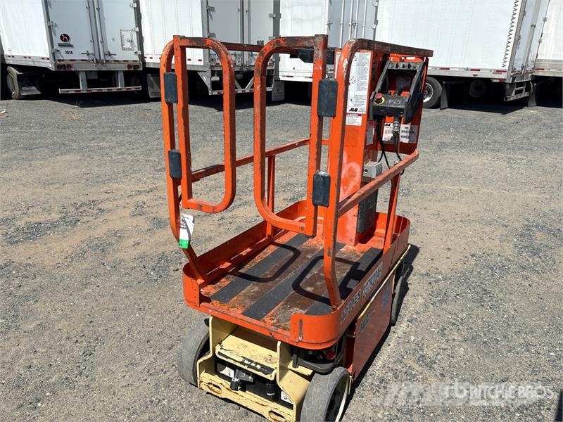 JLG 1230ES Vertical Mast Lift Vertikalna dvigala