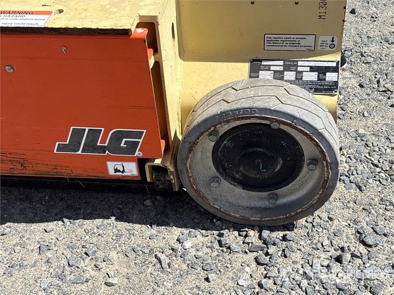 JLG 1230ES Vertical Mast Lift Jarbolne penjajuće platforme
