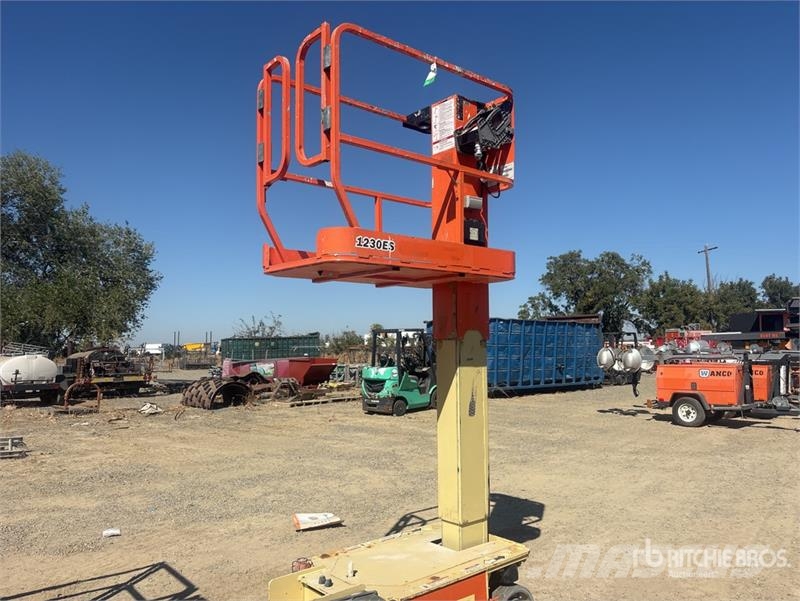 JLG 1230ES Vertical Mast Lift Plataformas elevatórias verticais