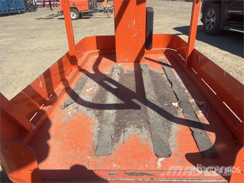 JLG 1230ES Vertical Mast Lift Plataformas elevatórias verticais