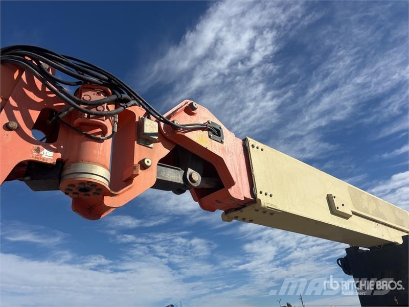 JLG 1250AJP 2WD Diesel Articulating Boom Lift Articulated boom lifts