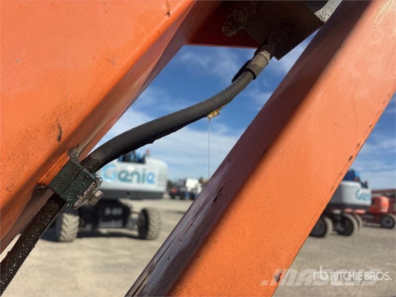 JLG 1250AJP 2WD Diesel Articulating Boom Lift Articulated boom lifts