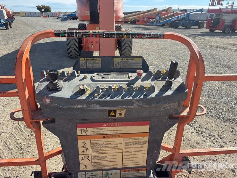 JLG 1250AJP 2WD Diesel Articulating Boom Lift Articulated boom lifts