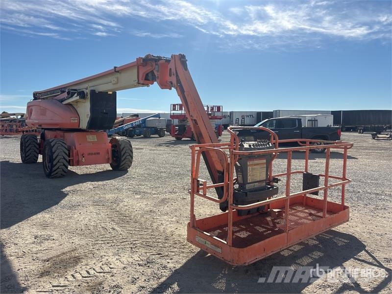JLG 1250AJP 2WD Diesel Articulating Boom Lift Articulated boom lifts