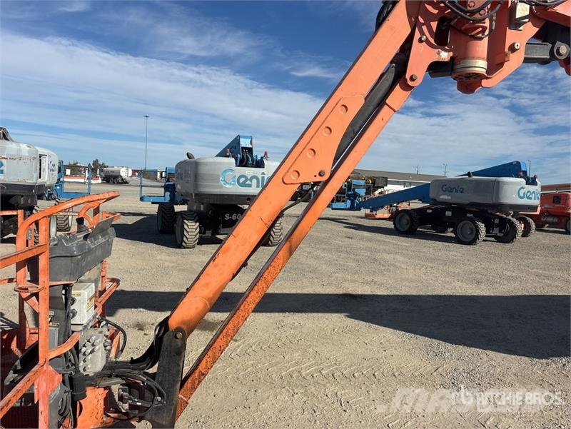JLG 1250AJP 2WD Diesel Articulating Boom Lift Articulated boom lifts