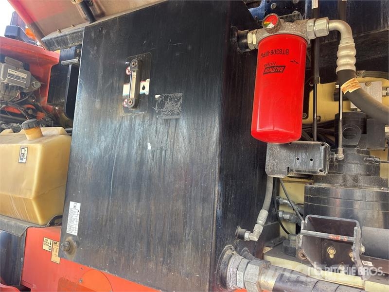 JLG 1250AJP 2WD Diesel Articulating Boom Lift Articulated boom lifts