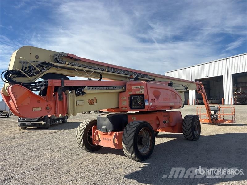 JLG 1250AJP 2WD Diesel Articulating Boom Lift Articulated boom lifts