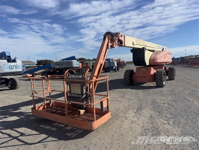 JLG 1250AJP 2WD Diesel Articulating Boom Lift Articulated boom lifts