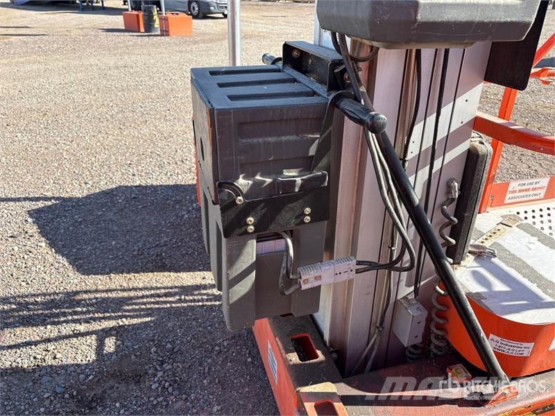 JLG 12SP Vertical Mast Lift 客货电梯
