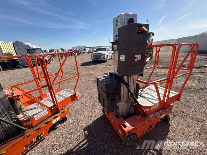 JLG 12SP Vertical Mast Lift Вертикальні щоглові підйомники