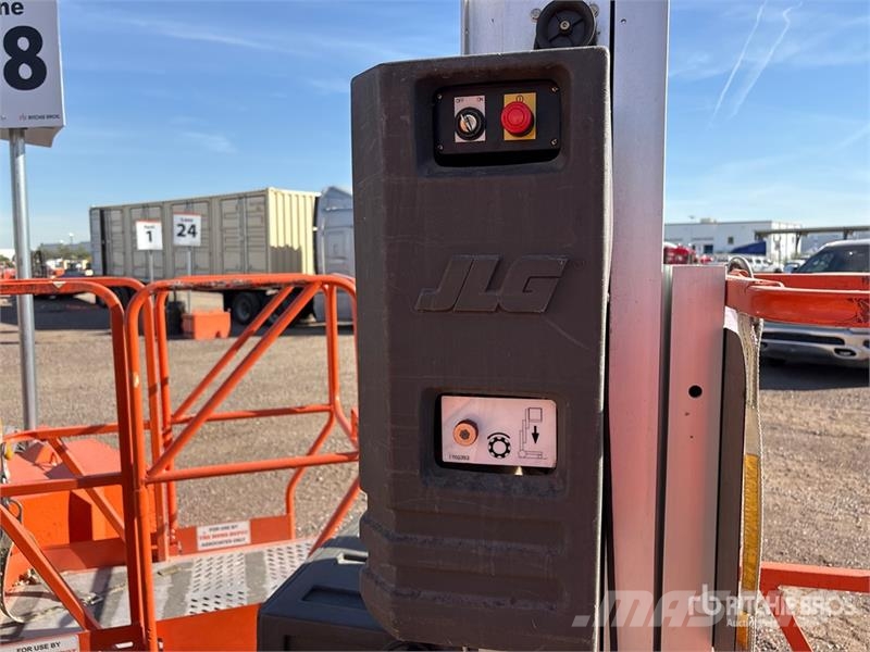 JLG 12SP Vertical Mast Lift Вертикальні щоглові підйомники