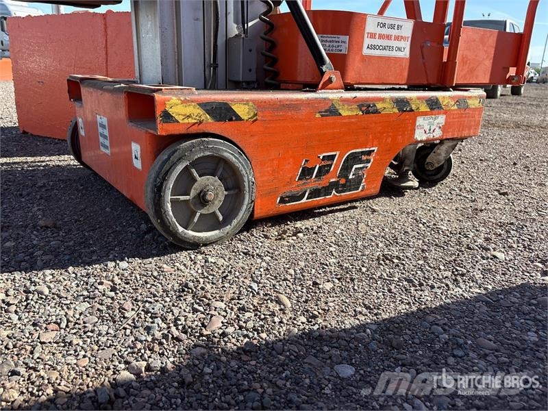 JLG 12SP Vertical Mast Lift 客货电梯