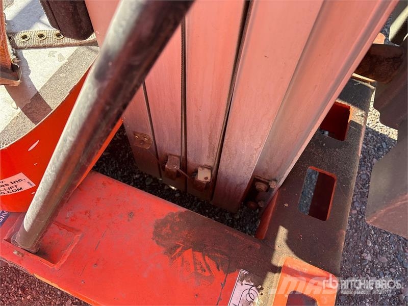 JLG 12SP Vertical Mast Lift 客货电梯