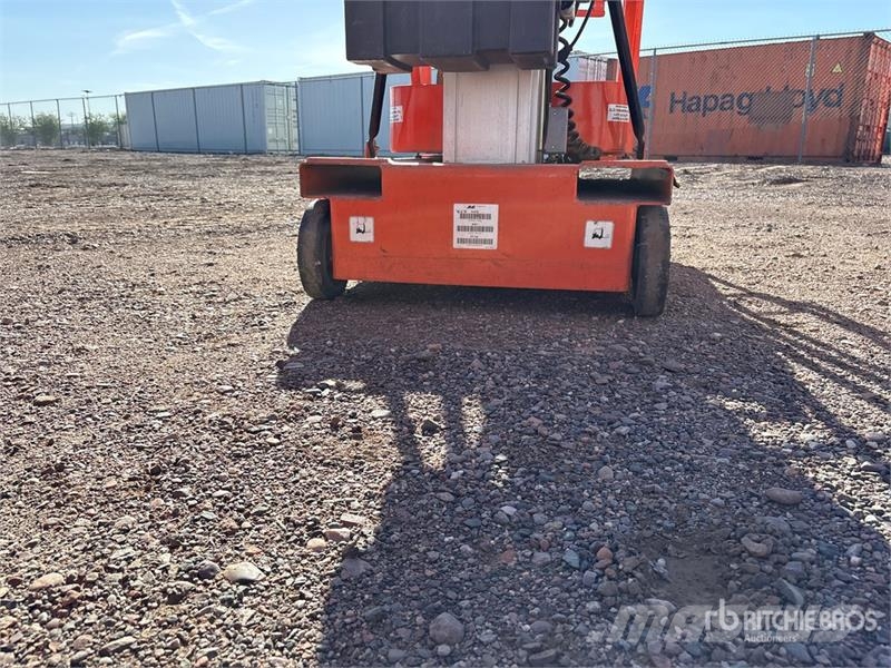 JLG 12SP Vertical Mast Lift Вертикальні щоглові підйомники
