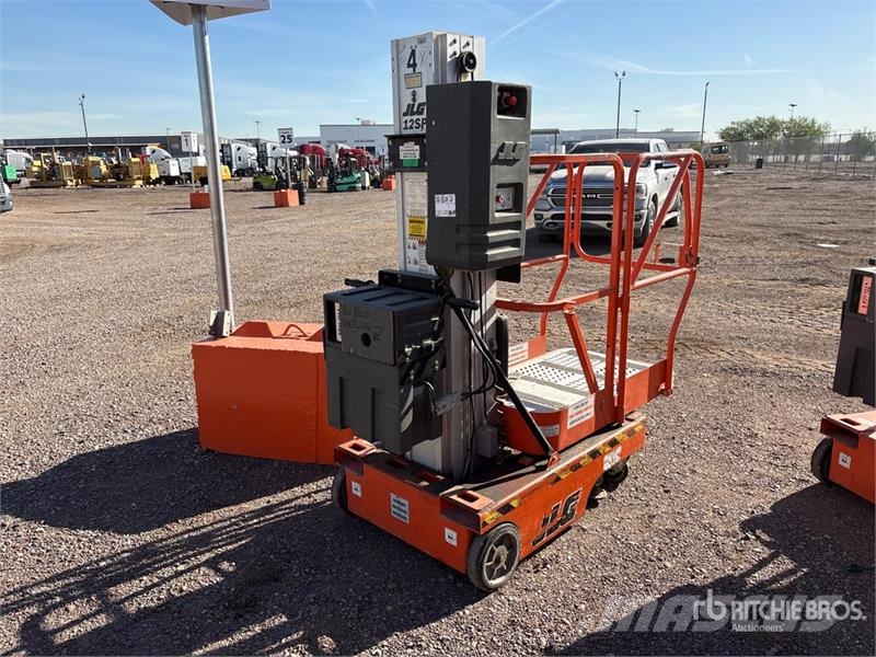 JLG 12SP Vertical Mast Lift 客货电梯