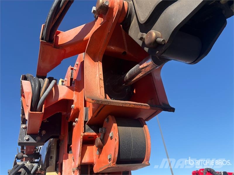 JLG 1350SJP 4WD Diesel Telescopic Boom Lift - Factory  Nacelles télescopiques