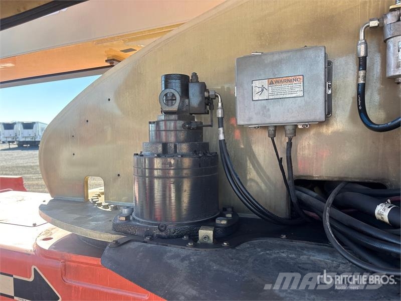 JLG 1350SJP 4WD Diesel Telescopic Boom Lift - Factory  Nacelles télescopiques