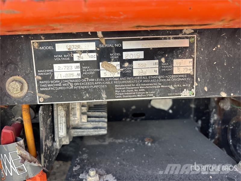 JLG 1932R Electric Scissor Lift رافعات مقصية الشكل