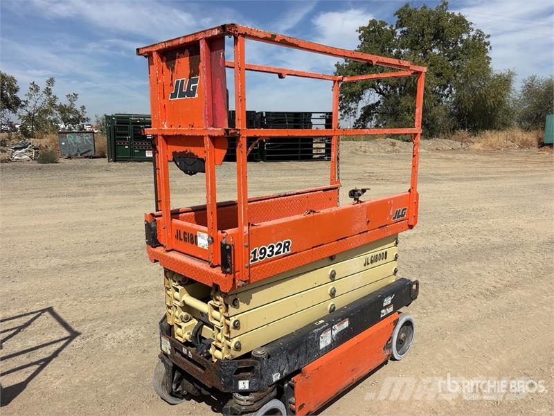 JLG 1932R Electric Scissor Lift رافعات مقصية الشكل
