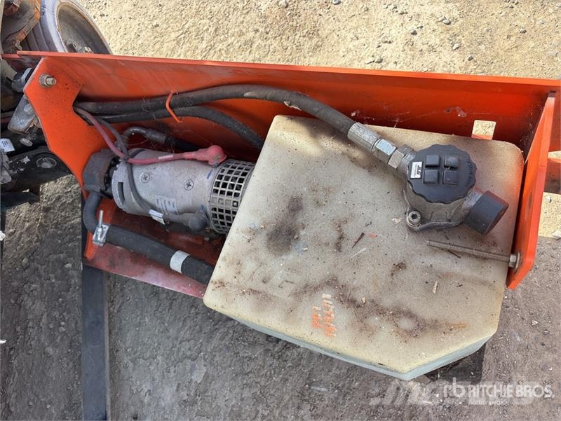 JLG 1932RS Škaraste platforme