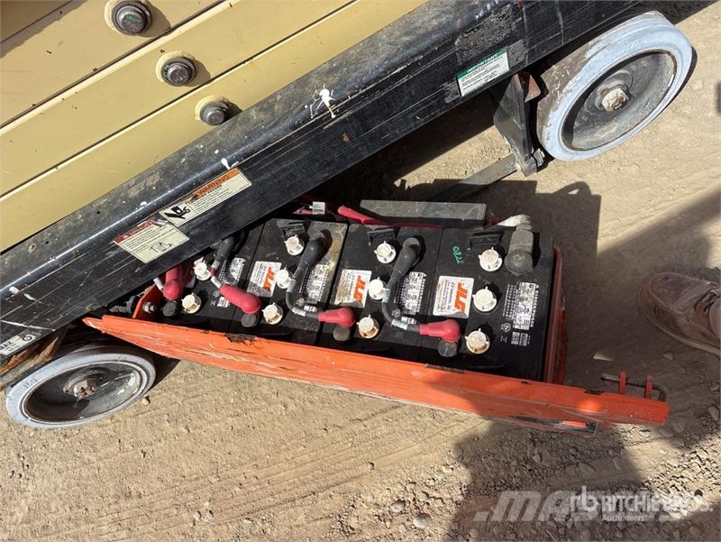 JLG 1932RS Škaraste platforme
