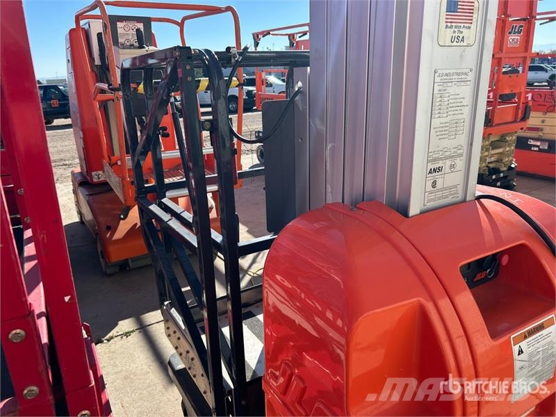 JLG 20DVL Axxessor Vertical Mast Lift Vertical mast lifts