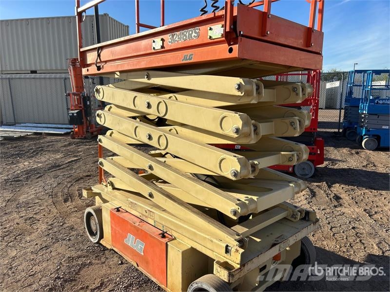 JLG 3248RS Ollós emelők