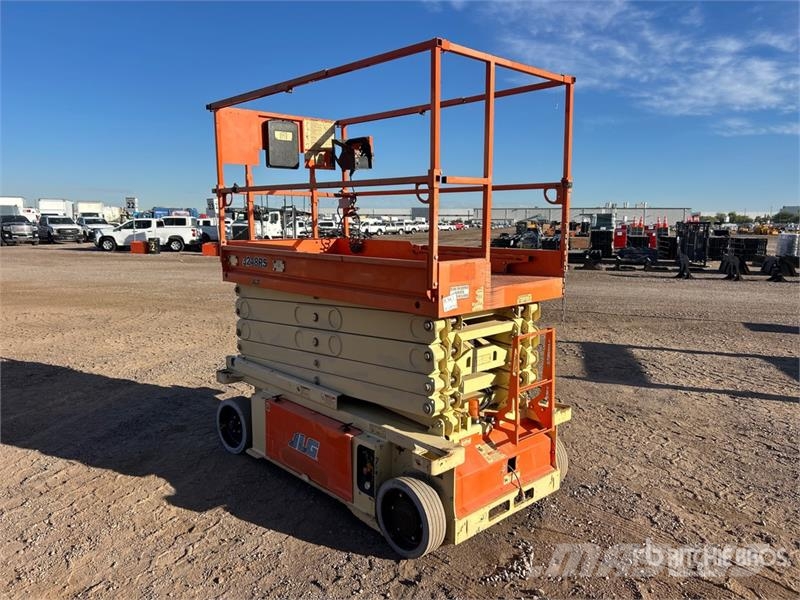 JLG 3248RS Ollós emelők