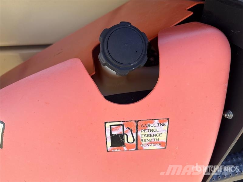 JLG 3394RT Dual Fuel Scissor Lift رافعات مقصية الشكل