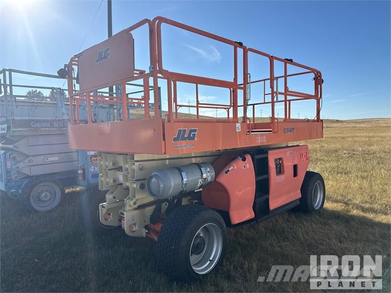 JLG 3394RT Dual Fuel Scissor Lift Scheren-Arbeitsbühnen
