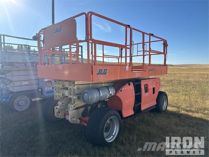 JLG 3394RT Dual Fuel Scissor Lift Scheren-Arbeitsbühnen