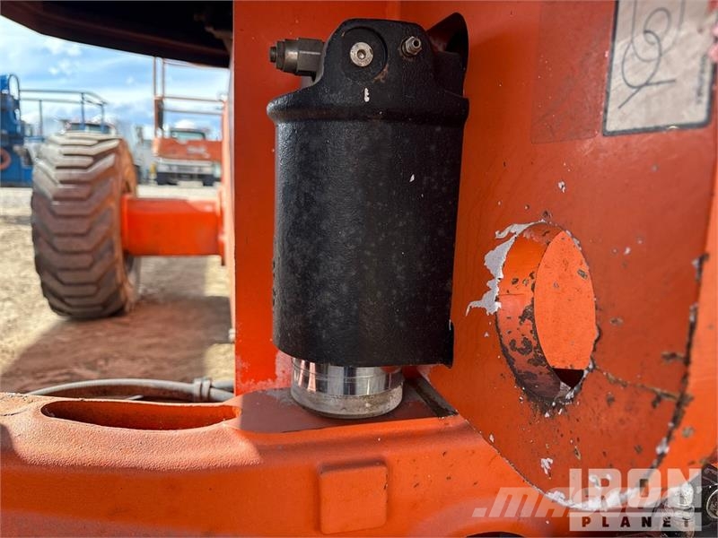JLG 400S Teleskoop poomtõstukid
