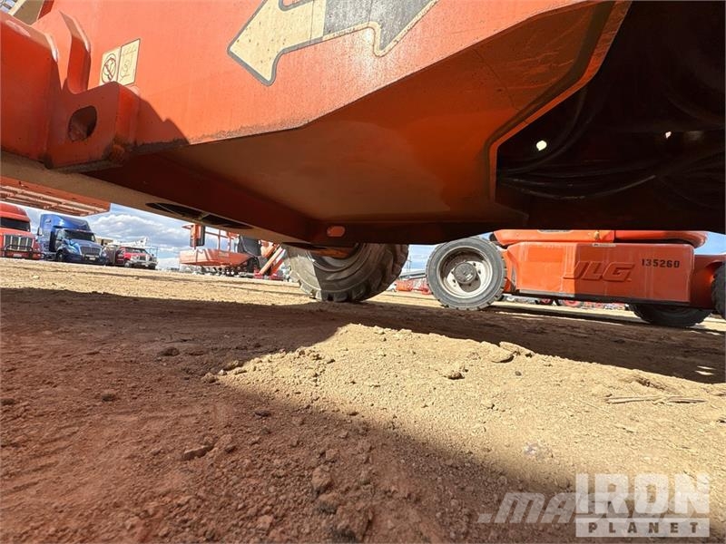 JLG 400S Teleskoop poomtõstukid