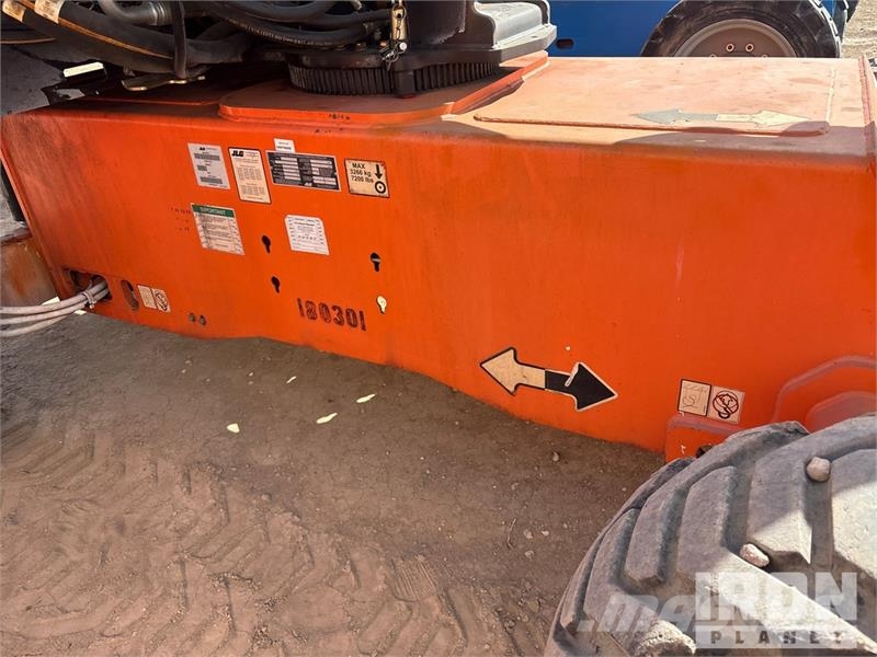 JLG 400S Teleskoop poomtõstukid