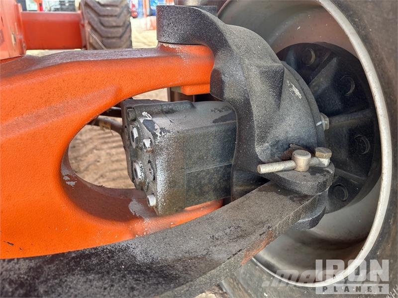 JLG 400S Teleskoop poomtõstukid