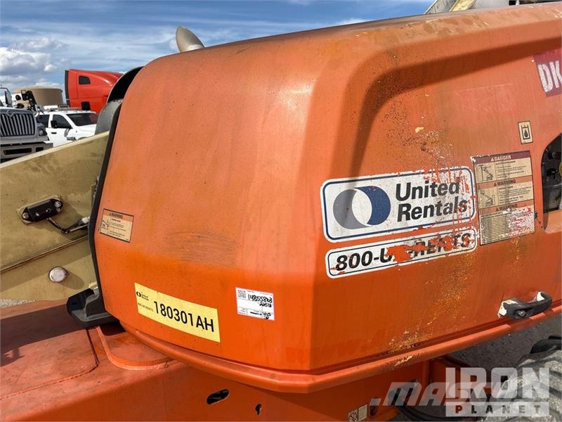 JLG 400S Teleskoop poomtõstukid