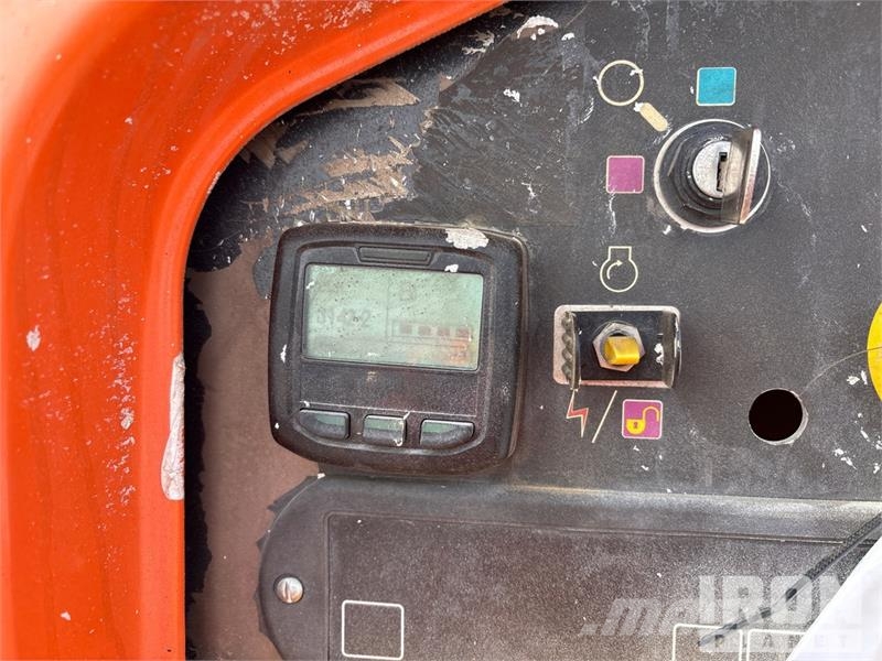 JLG 400S Teleskoop poomtõstukid