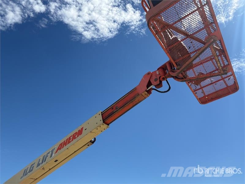 JLG 400S 2WD Diesel Telescopic Boom Lift Teleskopske podizne platforme