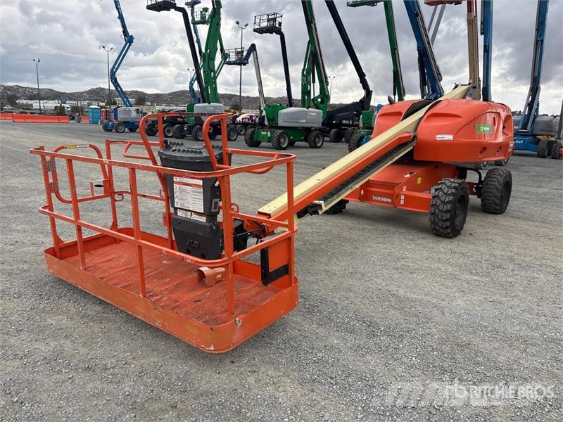 JLG 400S 4WD Diesel Telescopic Boom Lift Teleskopiskie pacēlāji
