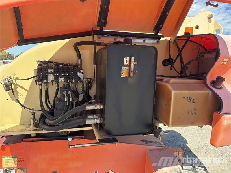 JLG 400S 4WD Diesel Telescopic Boom Lift 直臂高空工作平台