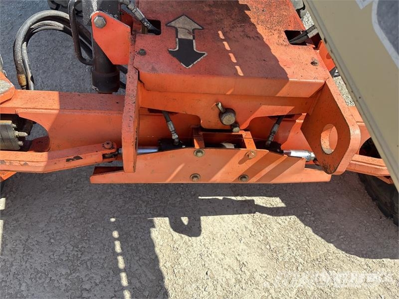 JLG 400S 4WD Diesel Telescopic Boom Lift 直臂高空工作平台