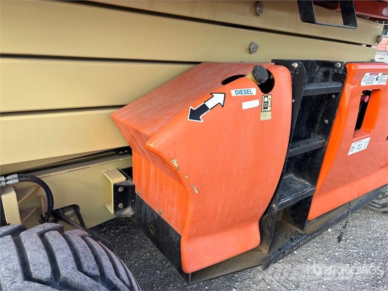 JLG 4394RT Diesel Scissor Lift Scissor lifts