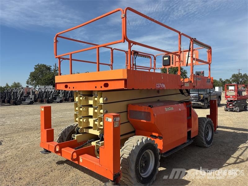 JLG 4394RT Diesel Scissor Lift Schaarhoogwerkers